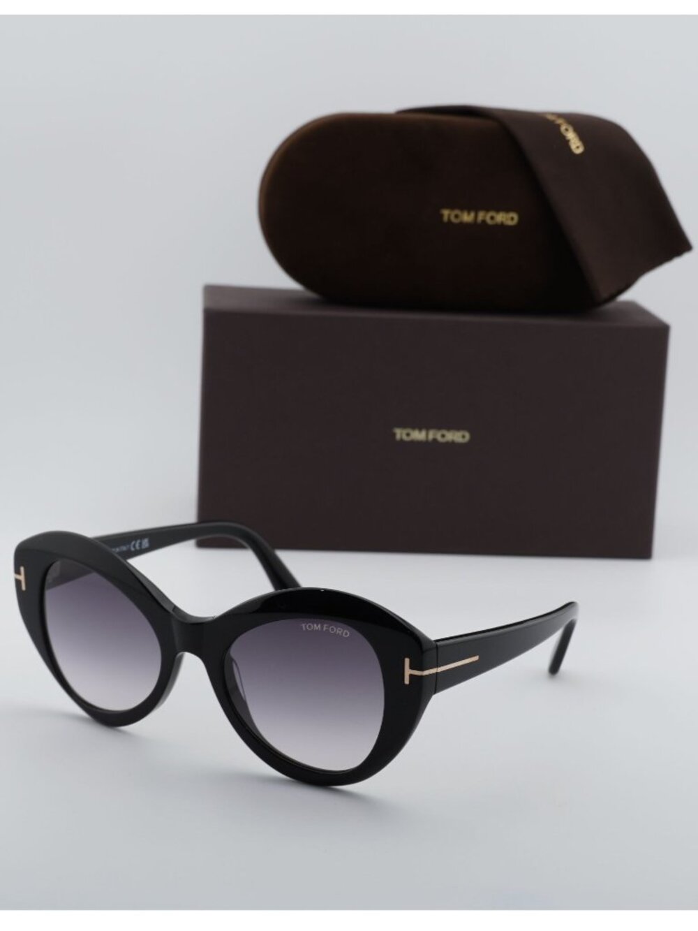 Tom Ford Guinevere FT1084 01B Cat Eye Sunglasses - Black/Smoke